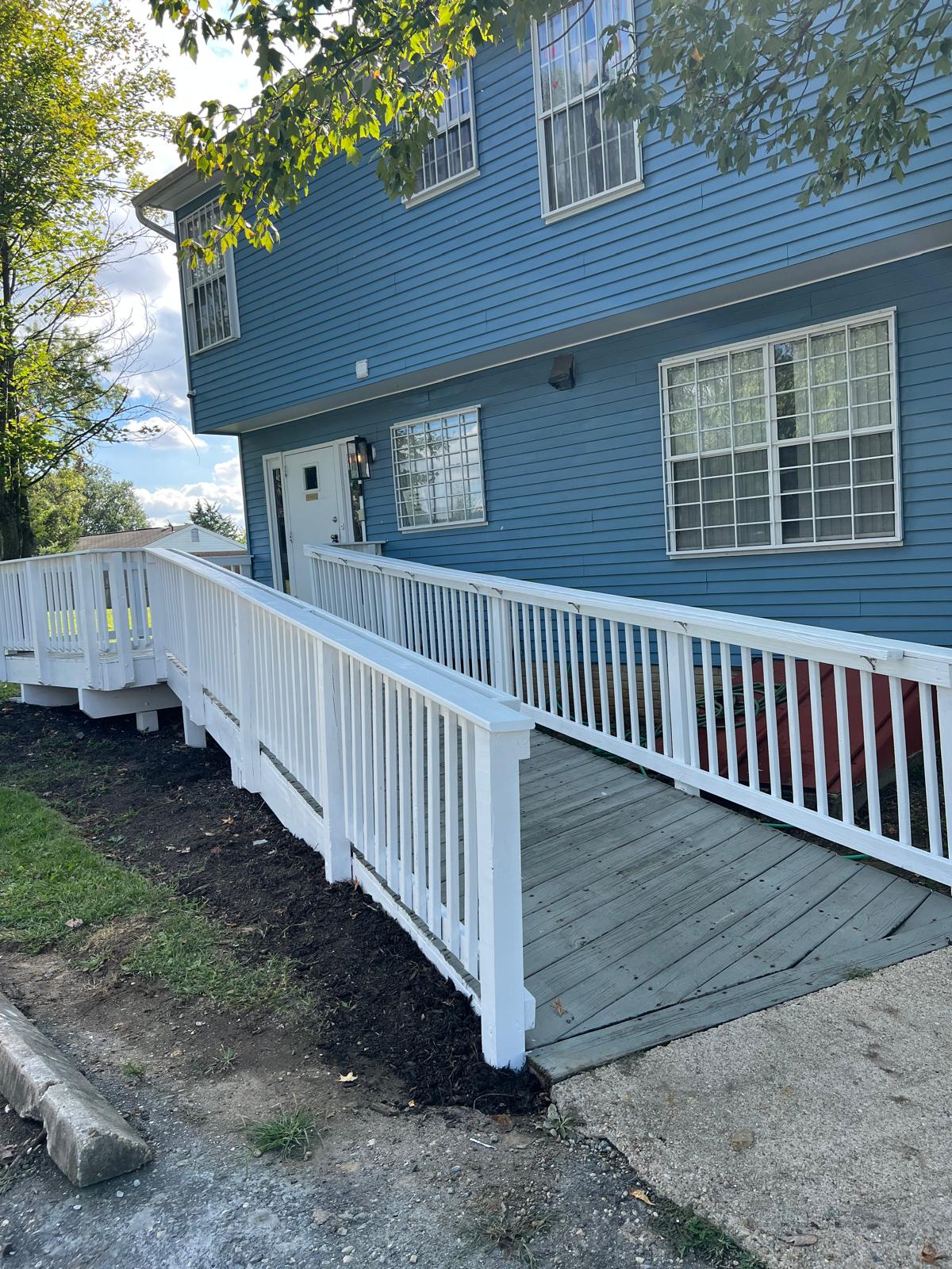 Deck Construction & Repair